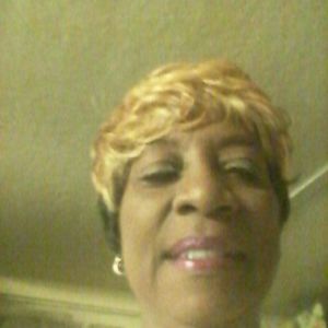 Meet your Posher, Selina